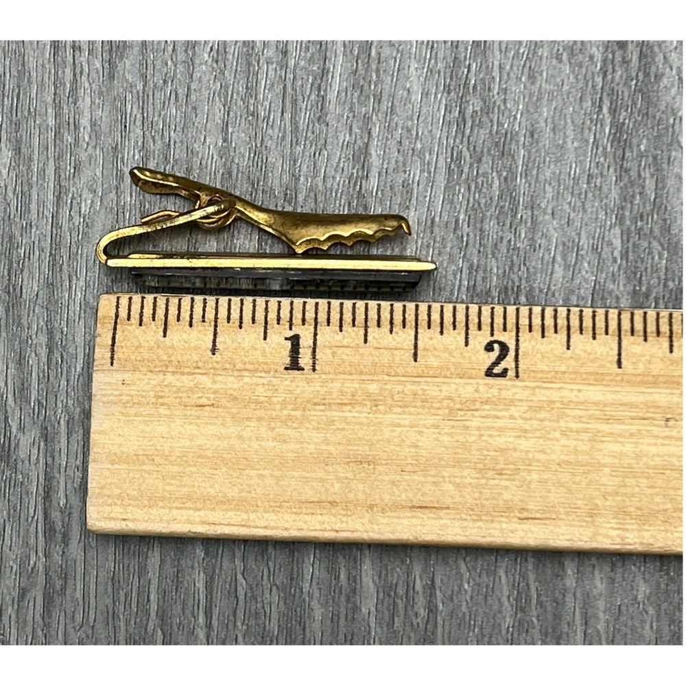Vtg Gold Tone Tie Clip Washington DC Reverse Carved Glass Mens Jewelry - Picture 10 of 10